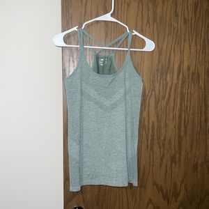 2 workout tanks
